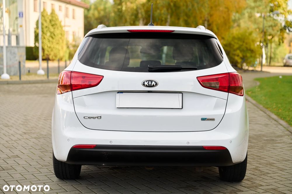 Kia Ceed Cee'd 1.6 CRDi Business Line - 8