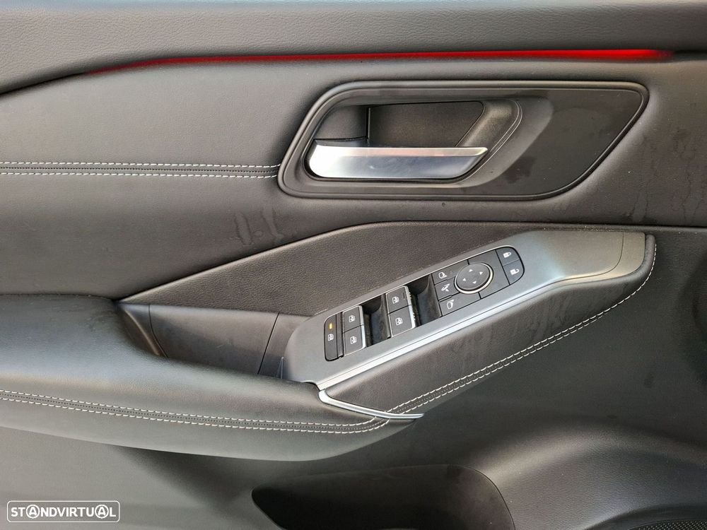 Nissan Qashqai 1.3 DIG-T Acenta Xtronic - 19