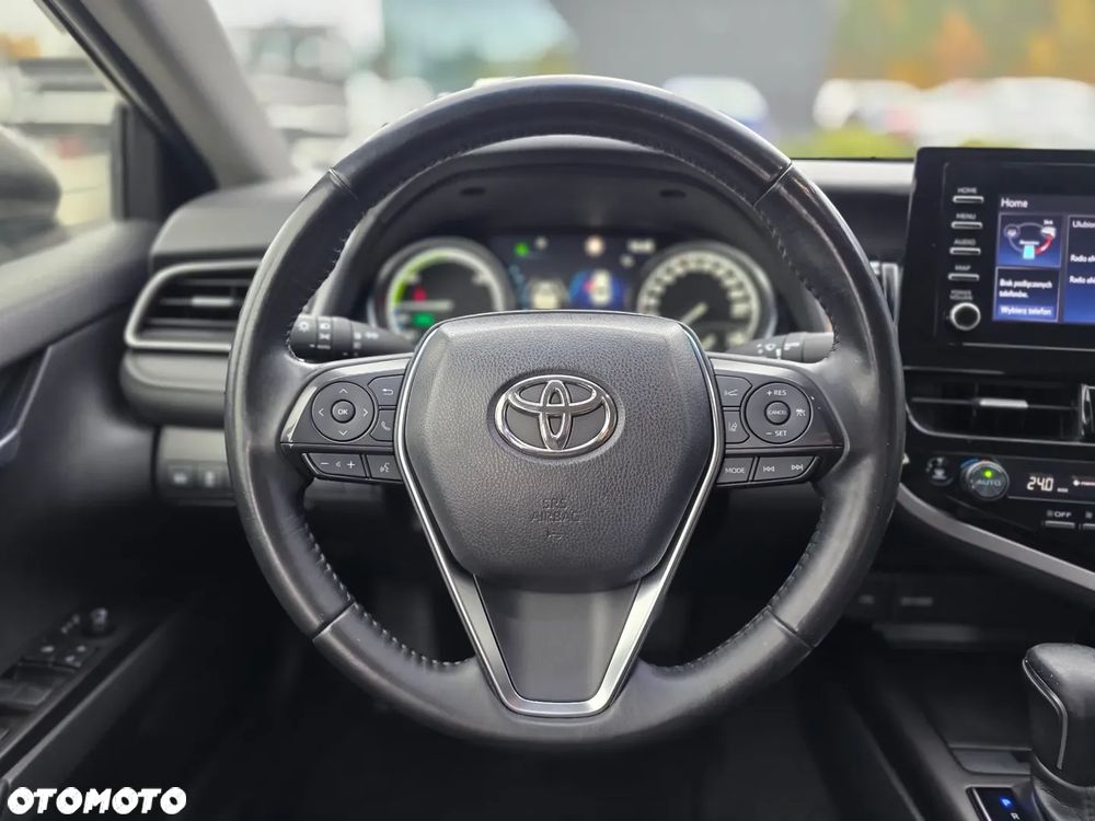 Toyota Camry 2.5 Hybrid Comfort CVT - 26