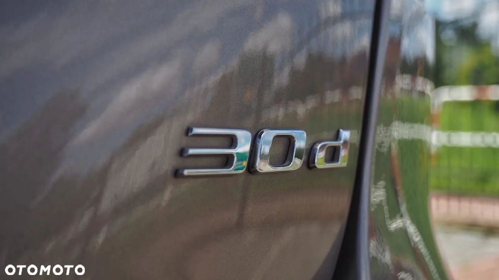 Jaguar XF 3.0 TDV6 Prestige - 9