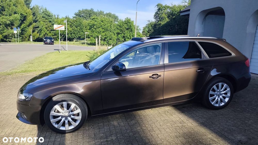 Audi A4 Avant - 16
