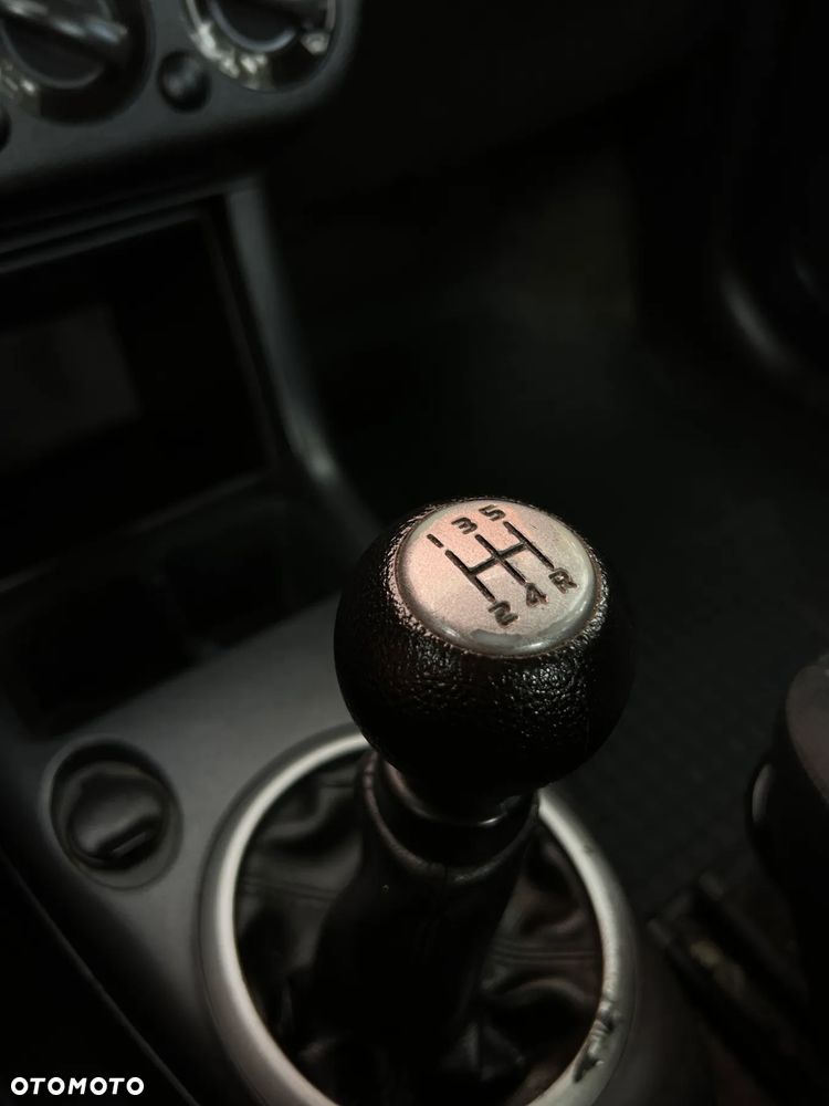 Suzuki Swift - 21
