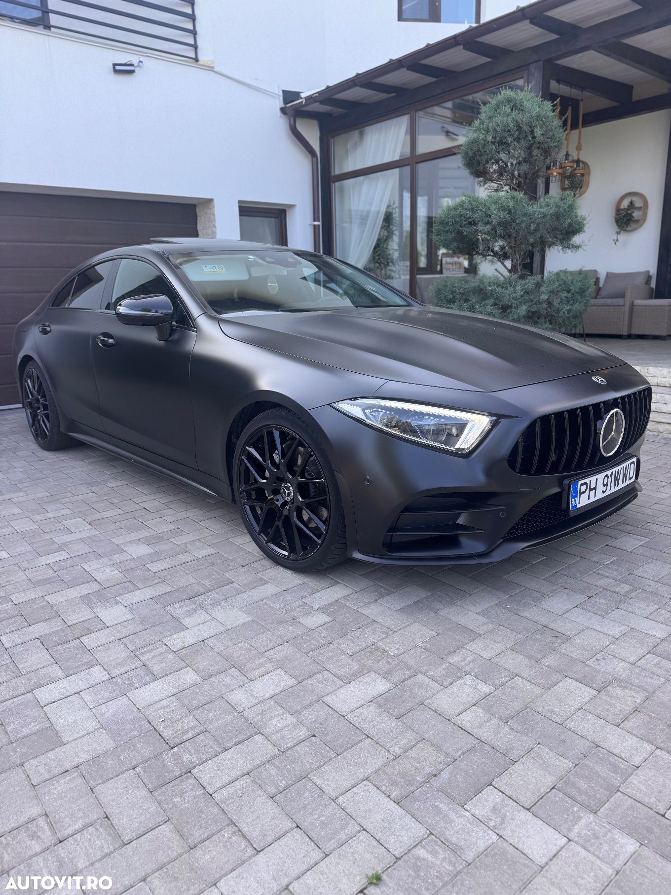 Mercedes-Benz CLS - 1