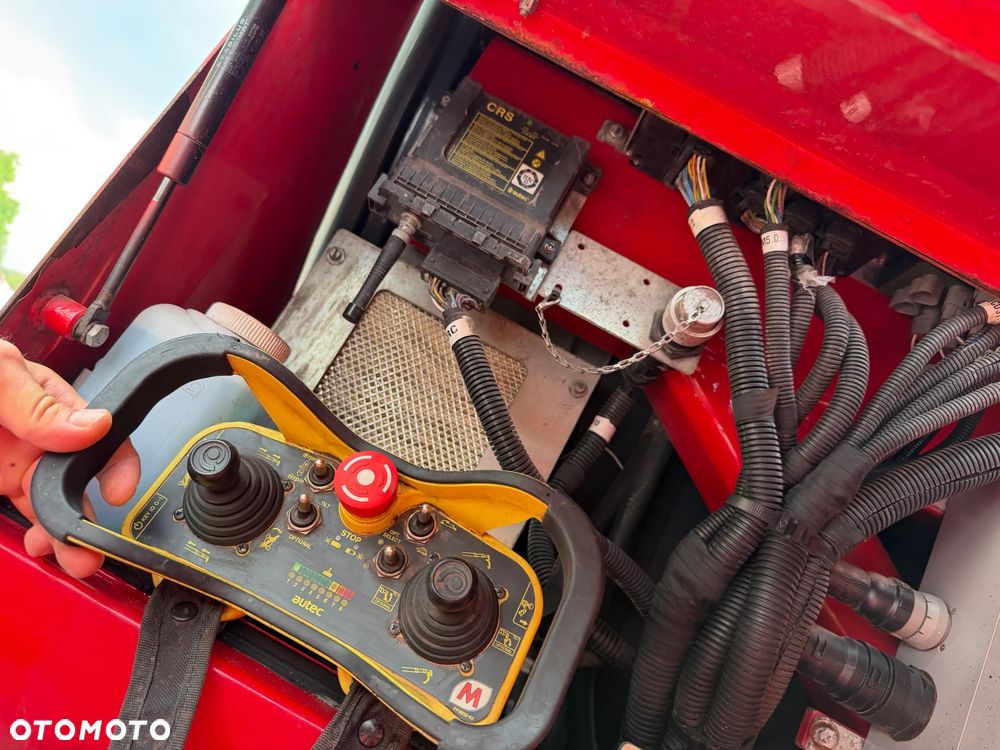 Magni RTH 5.23 SH-D/C Ładowarka teleskopowa Obrotowa roto 23 metry wysuw. 5 ton Udźwig. Wciagarka Hydrauliczna 5 ton. Pilot zdalnie sterowana. DEUTZ Silnik 145 KM. Jak Nowa Z Norwegii 2019 rok. 3200 mtg. Serwisy DEKRA TUV aktualne. Full Wypas. Klima stabilizatory 2 osie. Pilot. Maszyna z Norweskiej Upadłośći. Stan maszyny nie różni się od nowej z Salonu! Zero luzów na wszystkich siłownikach i podzespołach. ani deka wycieków. OKAZJA. Pełna Dokumentacja - 16