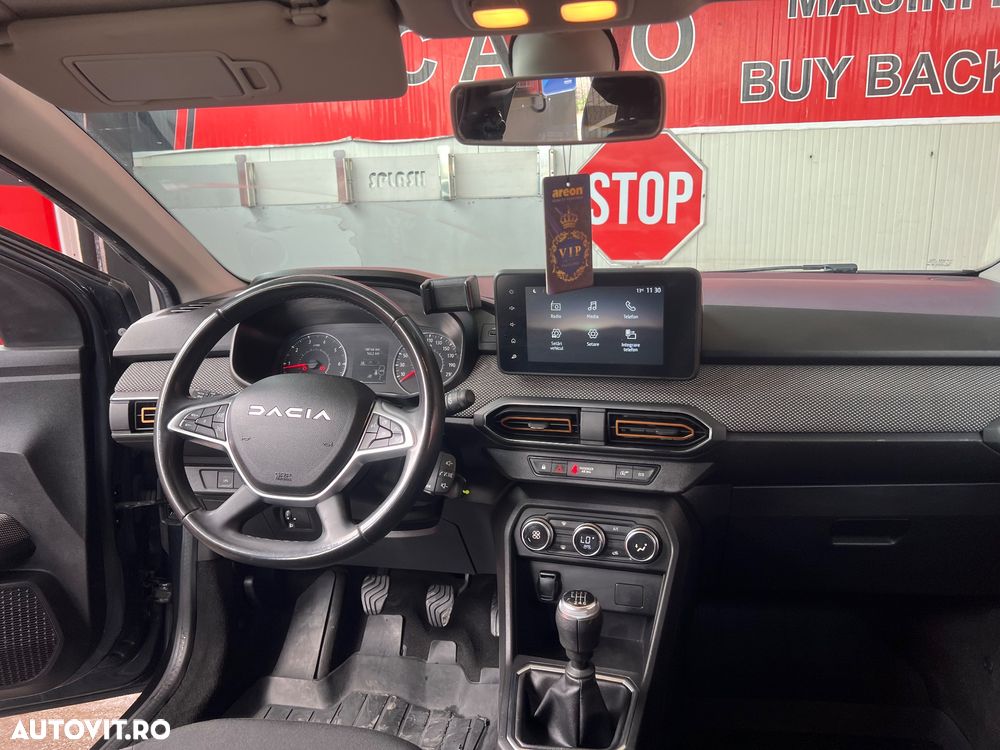 Dacia Sandero TCe 90 MT5 Journey - 8