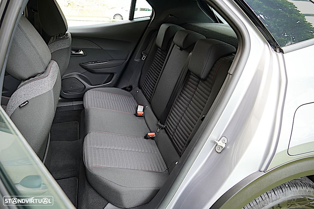 Peugeot 2008 1.5 BlueHDi Active Pack - 19