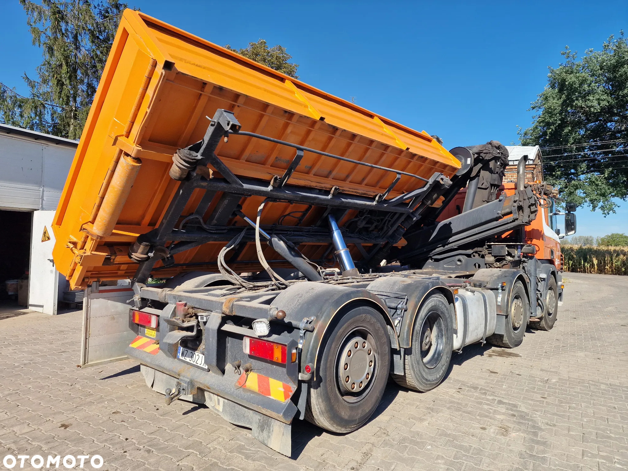 Scania P380 8x2 - 16