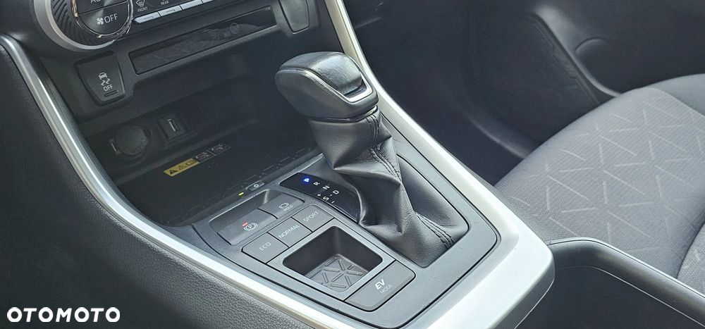 Toyota RAV4 2.0 Comfort 4x2 MS - 24