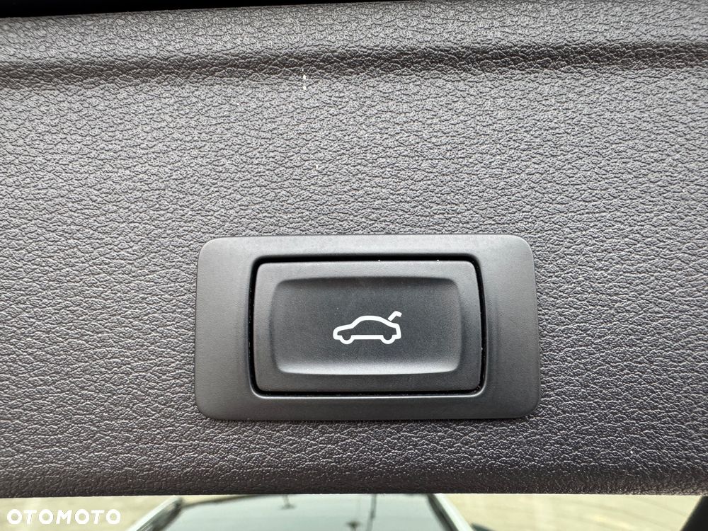 Audi A4 Allroad 2.0 TDI Quattro S tronic - 28