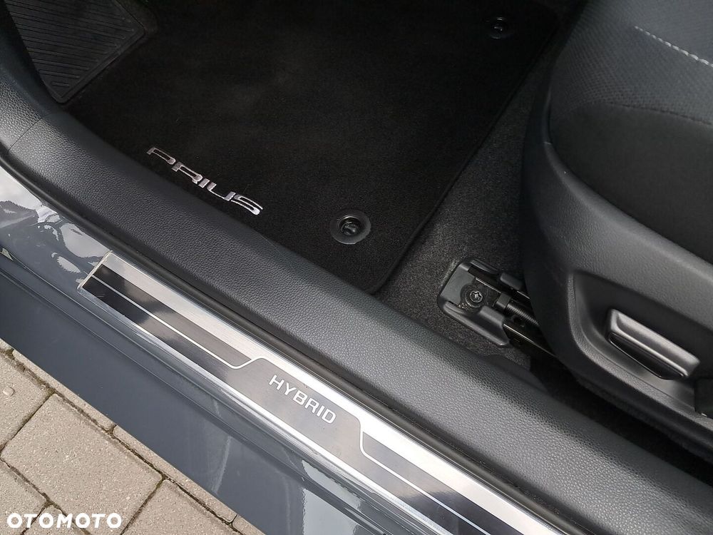 Toyota Prius - 21