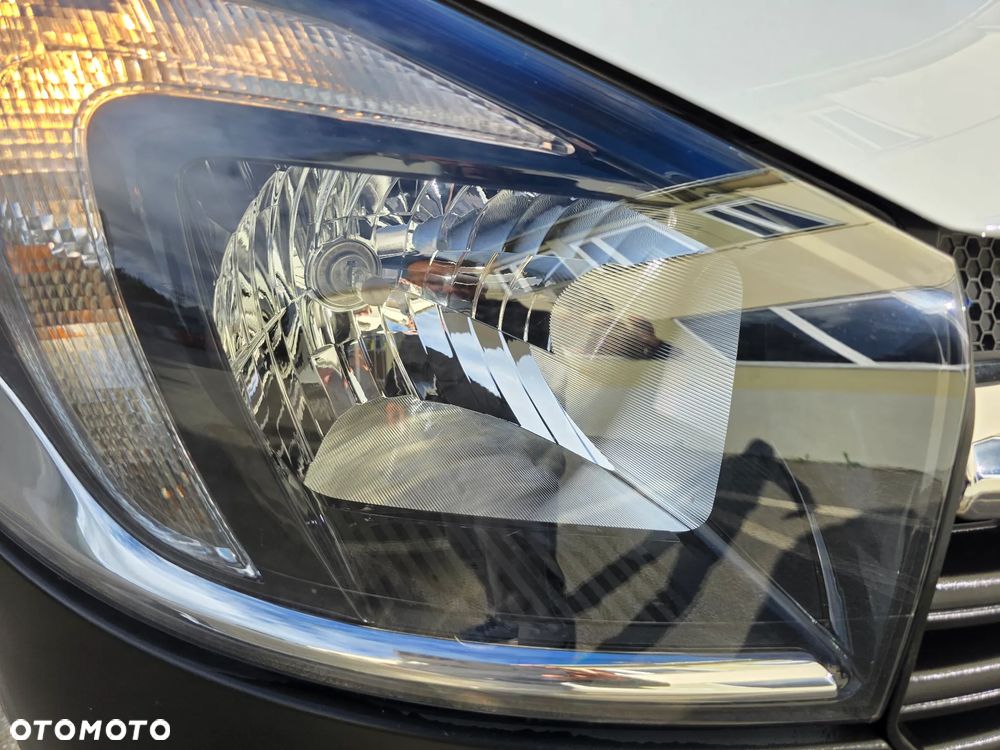 Opel Vivaro - 28