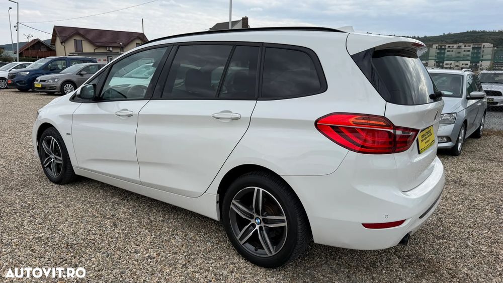 BMW Seria 2 216d Aut. Sport Line - 13