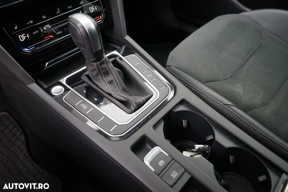 Volkswagen ARTEON 2.0 TDI 4Motion DSG R-Line - 25