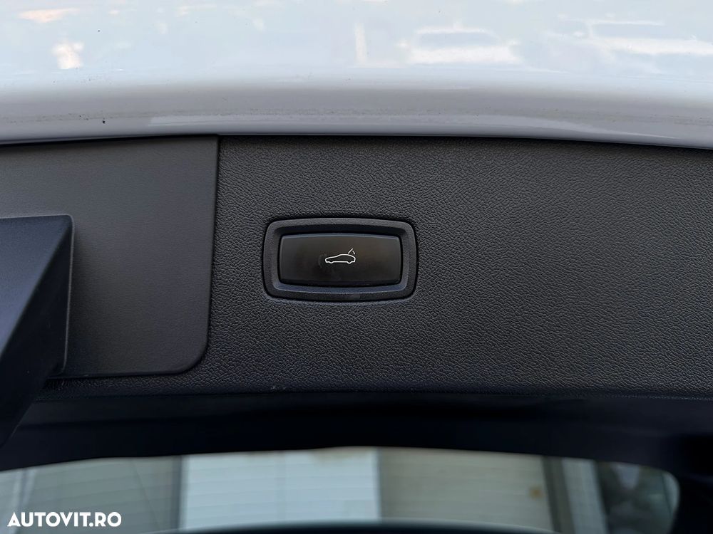 Porsche Cayenne Tiptronic S Platinum Edition - 39