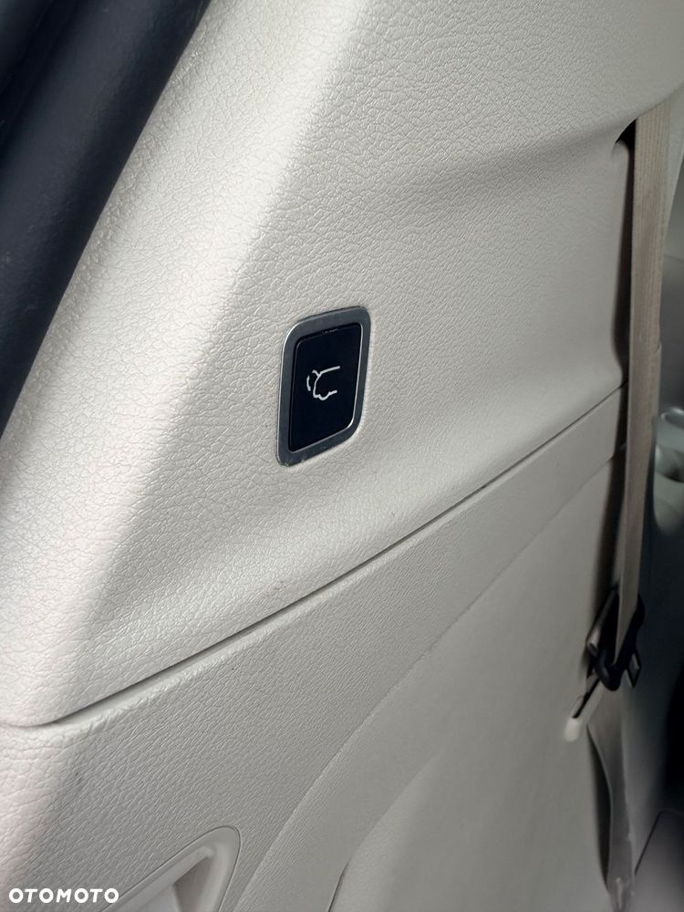 Chrysler Pacifica - 17