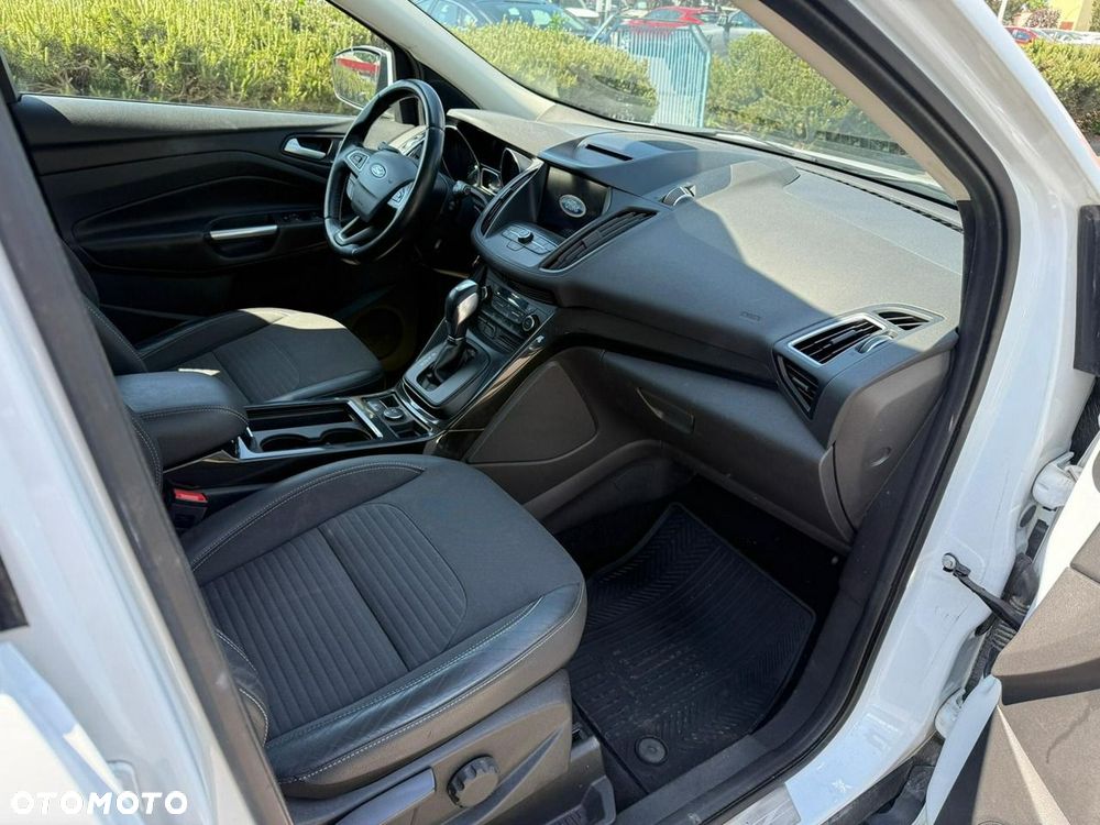 Ford Kuga - 11
