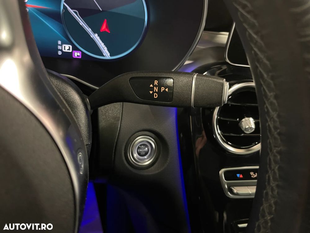 Mercedes-Benz GLC 200 4Matic 9G-TRONIC AMG Line - 23