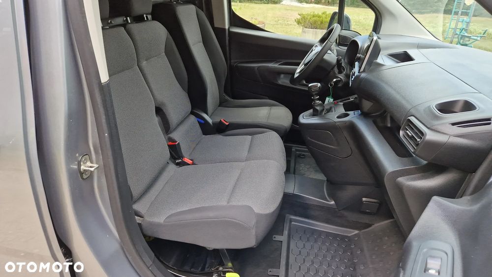 Opel Combo - 16