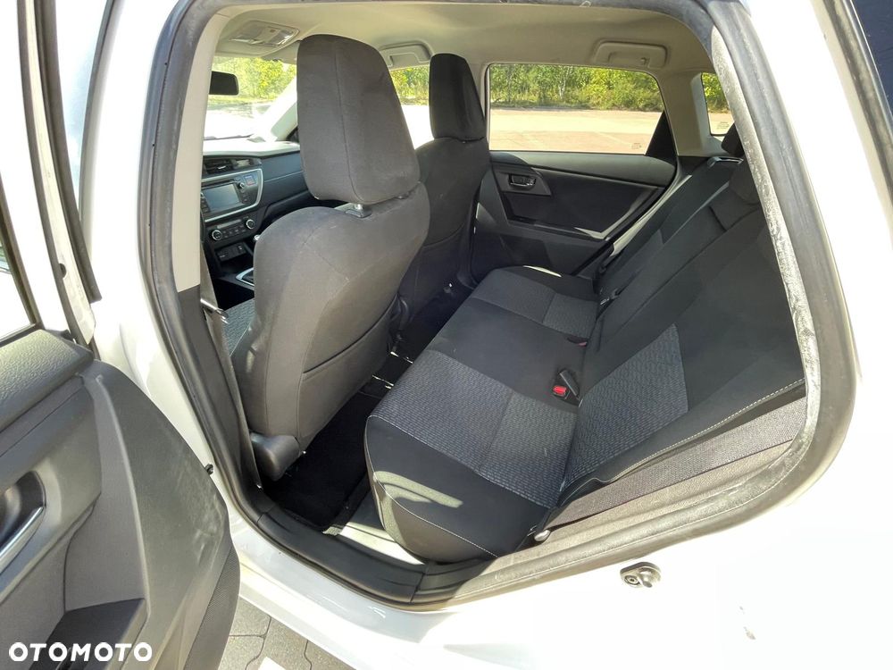 Toyota Auris 1.6 Valvematic Comfort - 11