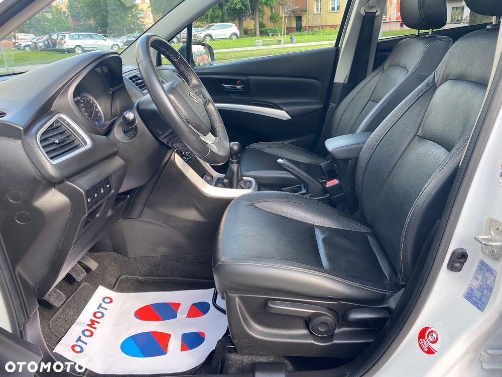 Suzuki SX4 S-Cross 1.6 Premium - 11