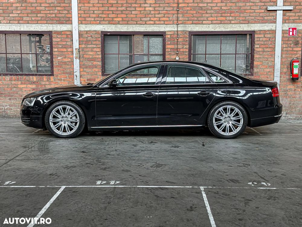Audi A8 - 7