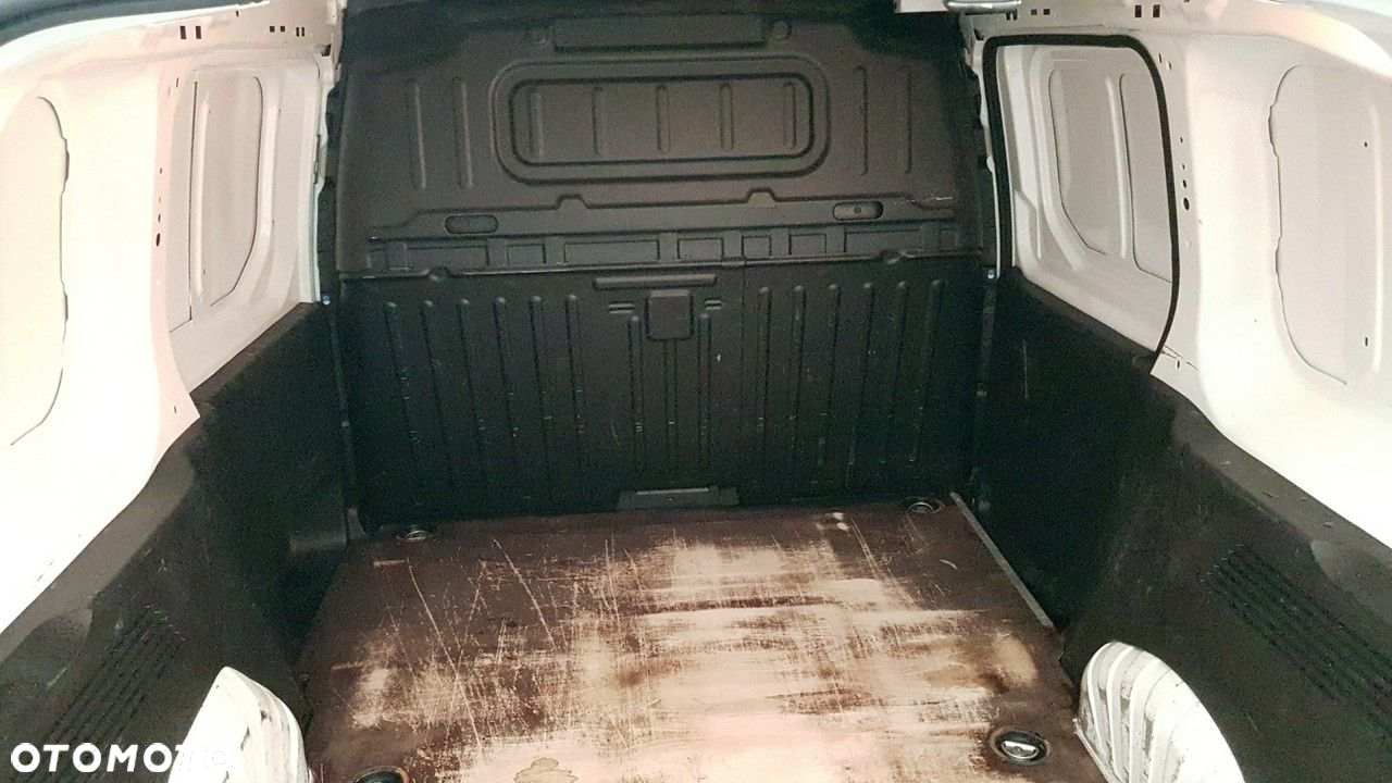 Toyota Proace City - 26