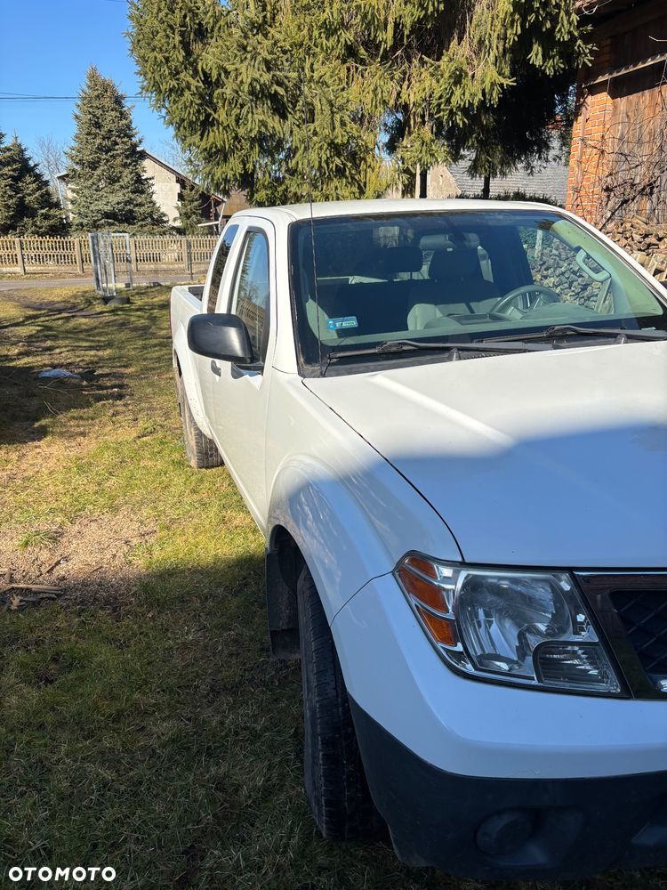 Nissan Frontier - 3