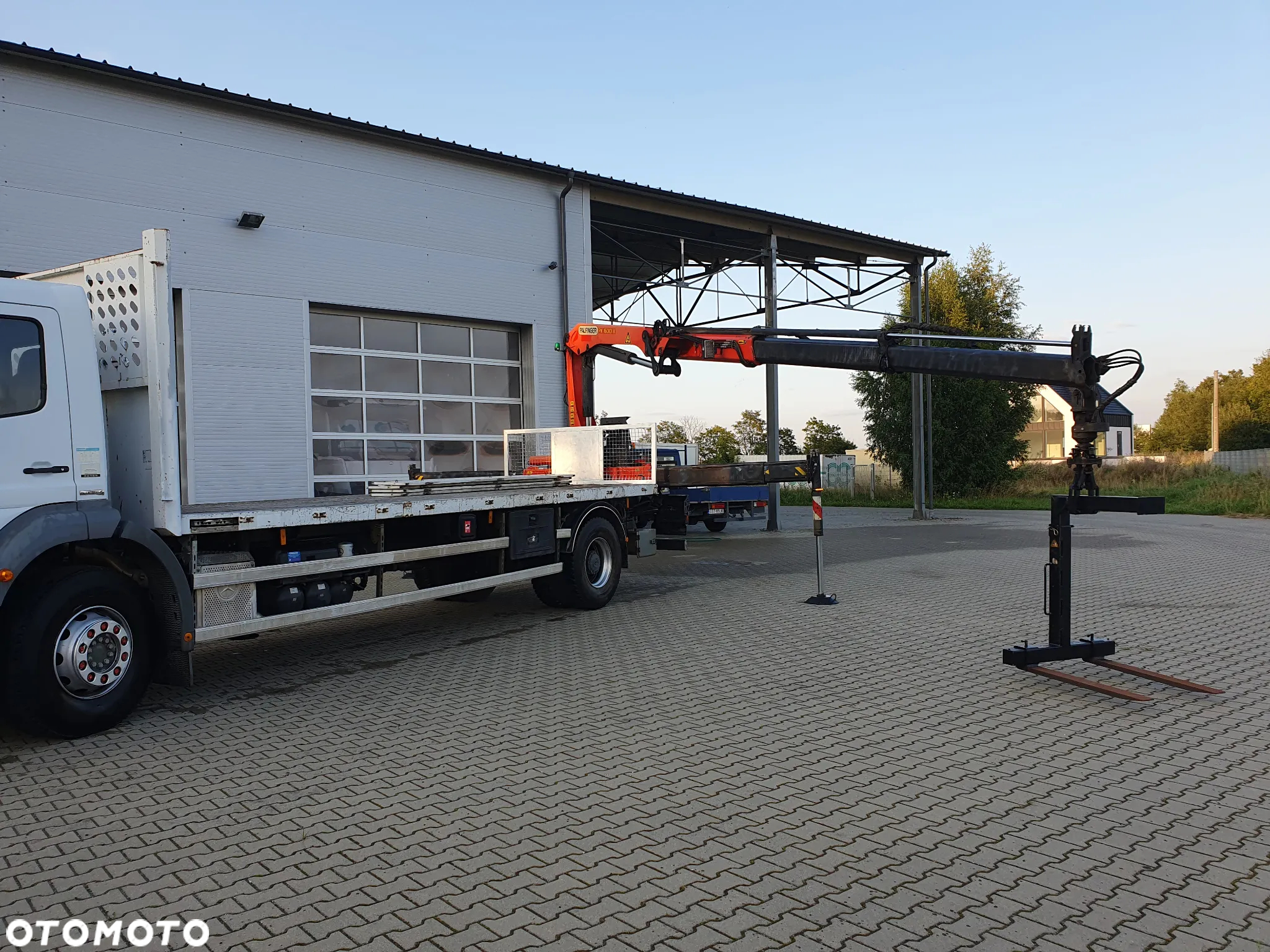 Mercedes-Benz axor - 3