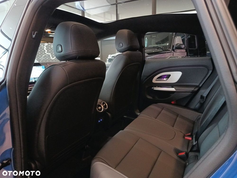 Mercedes-Benz CLA - 15