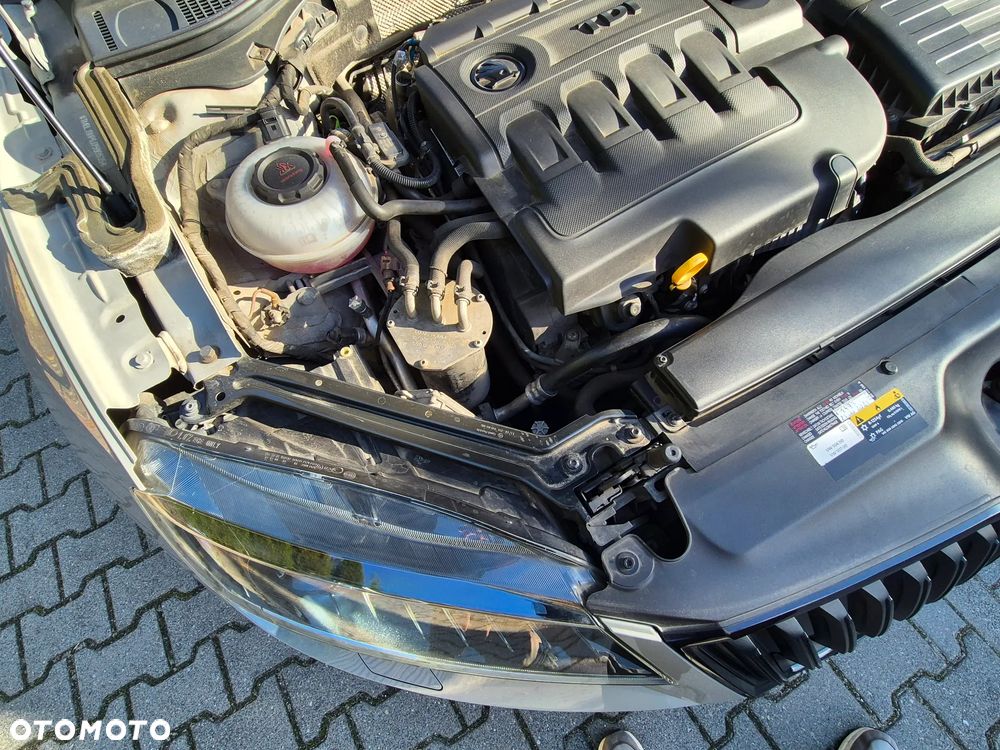 Skoda Superb 2.0 TDI 4x4 Sportline DSG - 32