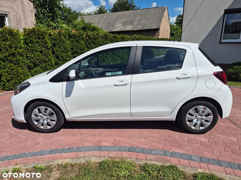 Toyota Yaris 1.4 D-4D Active EU6 - 9
