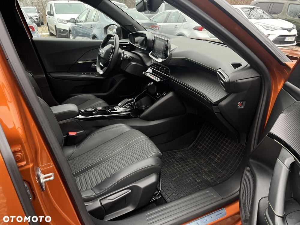 Peugeot 2008 1.2 PureTech GT Line S&S EAT8 - 23