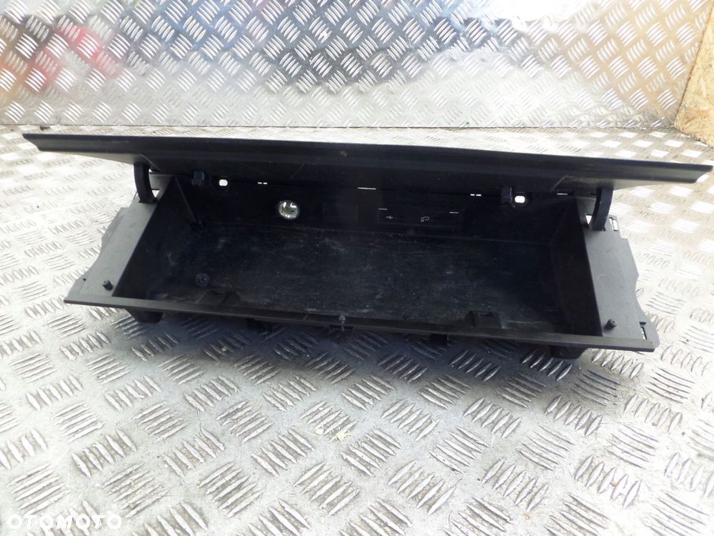 schowek konsoli mercedes sprinter 9106806000 - 2