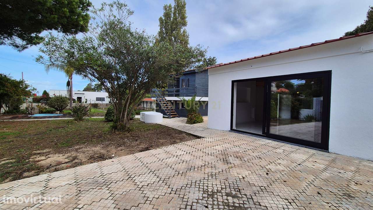 Terreno com anexo T0 perto da Lagoa de Albufeira — oportunidade única! - Grande imagem: 3/14