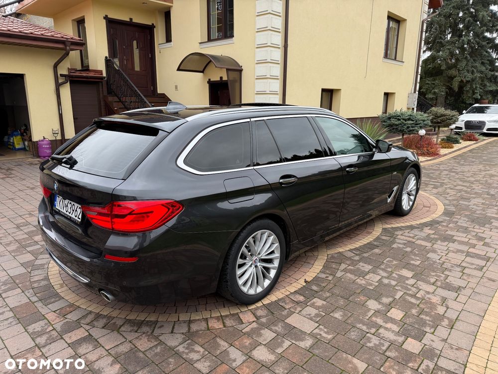 BMW Seria 5 520d Luxury Line - 15