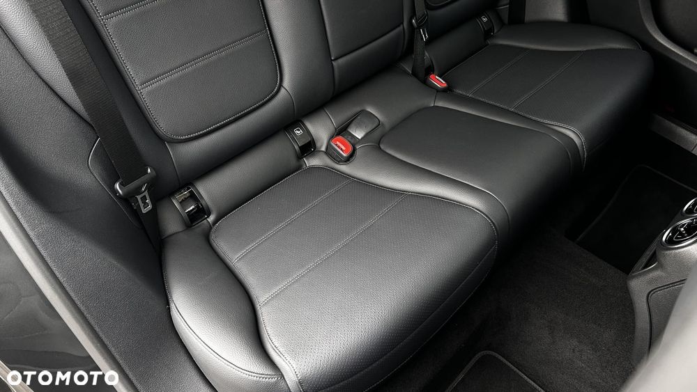 Mercedes-Benz GLC 200 mHEV 4-Matic AMG Line - 25