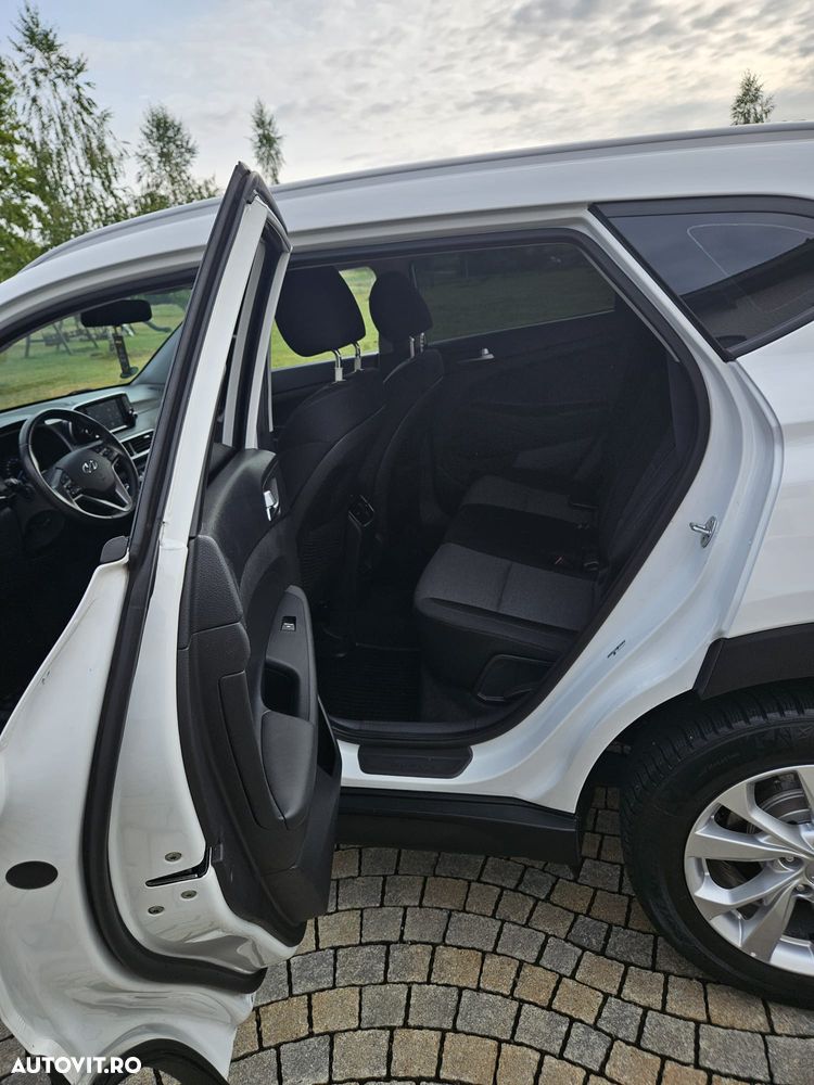Hyundai Tucson 1.6 CRDi 4WD 7DCT Style - 10
