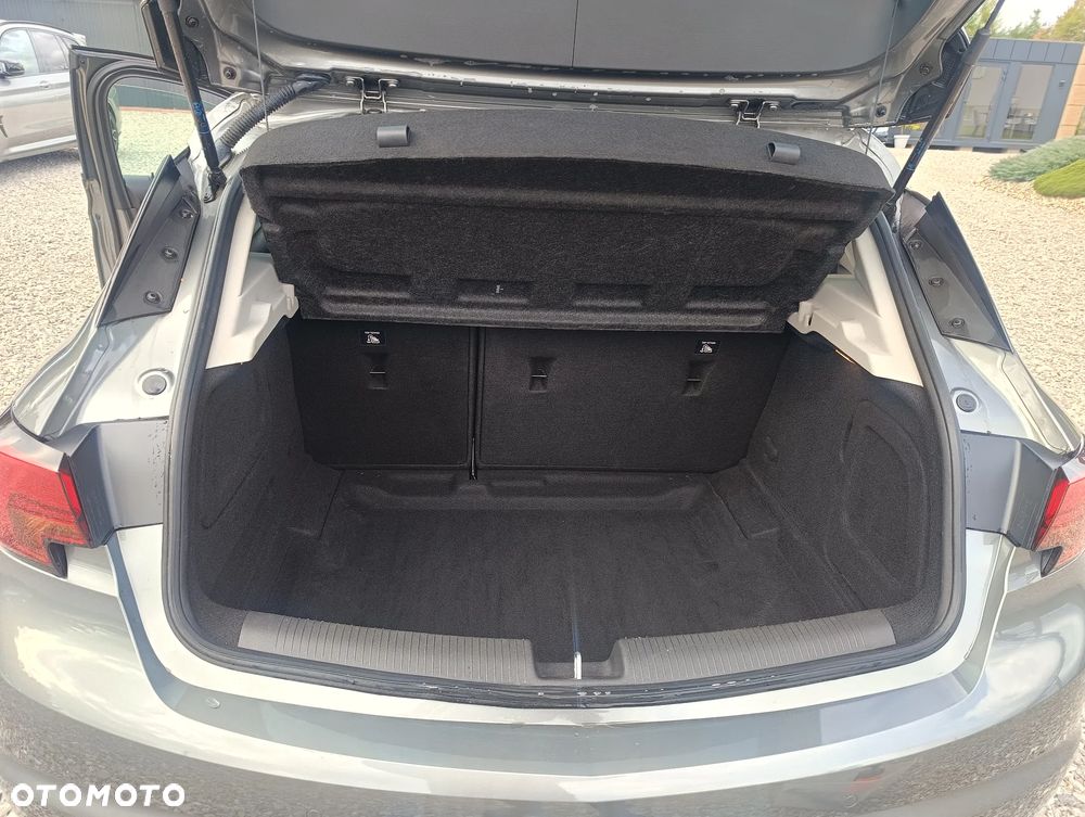 Opel Astra 1.4 Turbo Business - 12