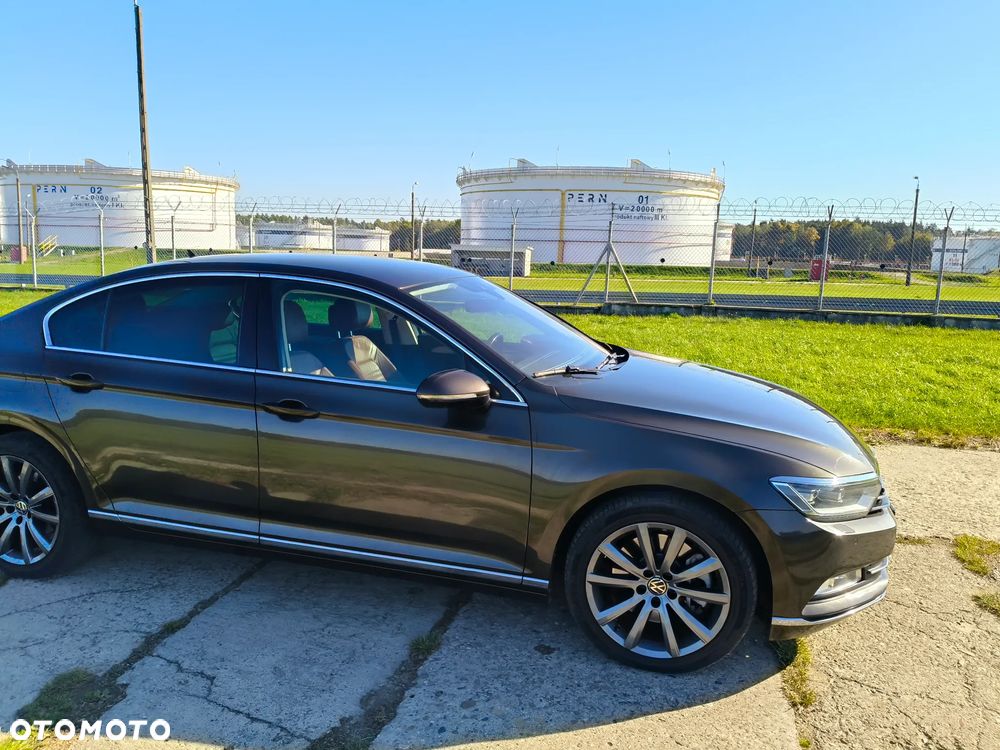 Volkswagen Passat 2.0 TDI Bi-Turbo BMT 4Mot Highline DSG - 6