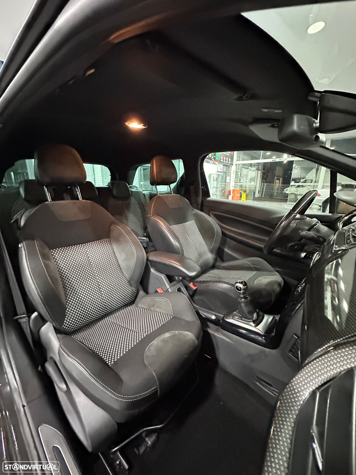 Citroën DS3 1.6 HDi Airdream Sport Chic - 20