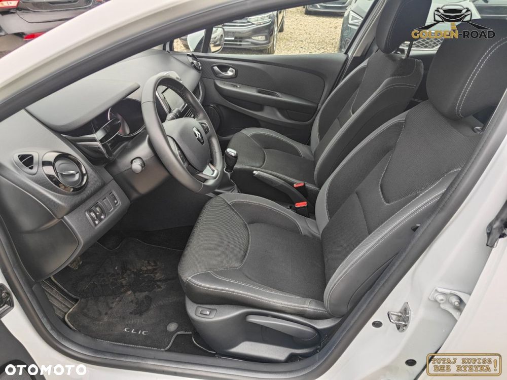 Renault Clio - 10