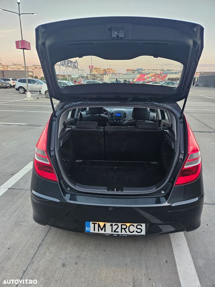 Hyundai i30 1.6 CRDI GL VM Comfort - 5