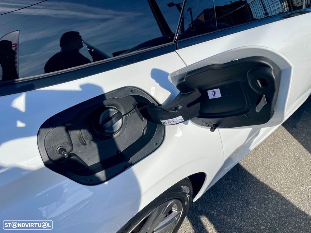 Peugeot 308 SW 1.2 PureTech Allure - 31