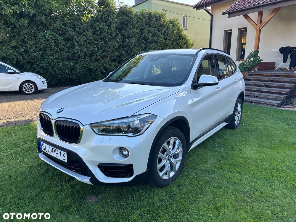 BMW X1 sDrive18i Sport Line - 1