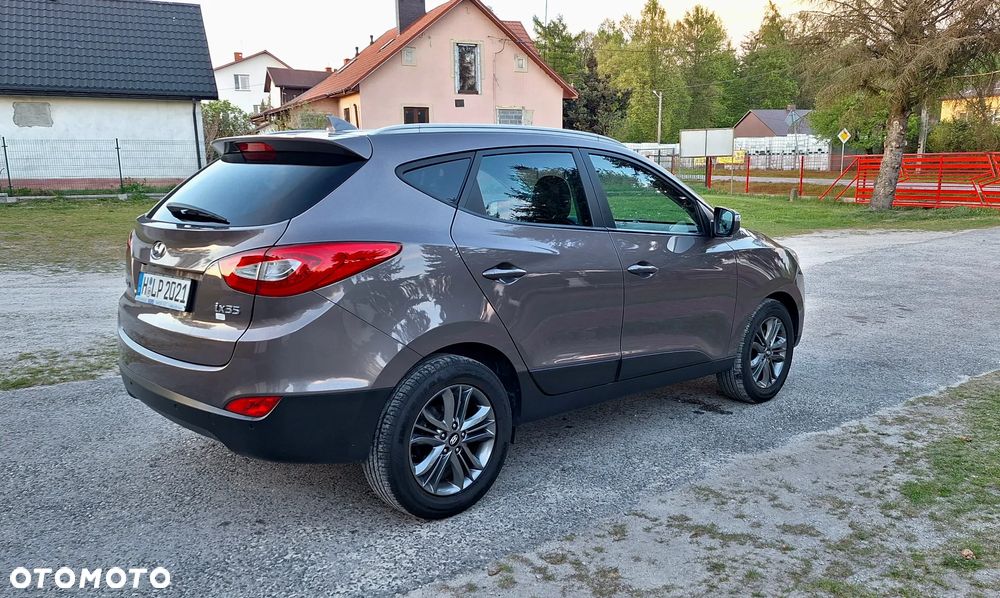 Hyundai ix35 1.6 2WD Fifa World Cup Edition - 13