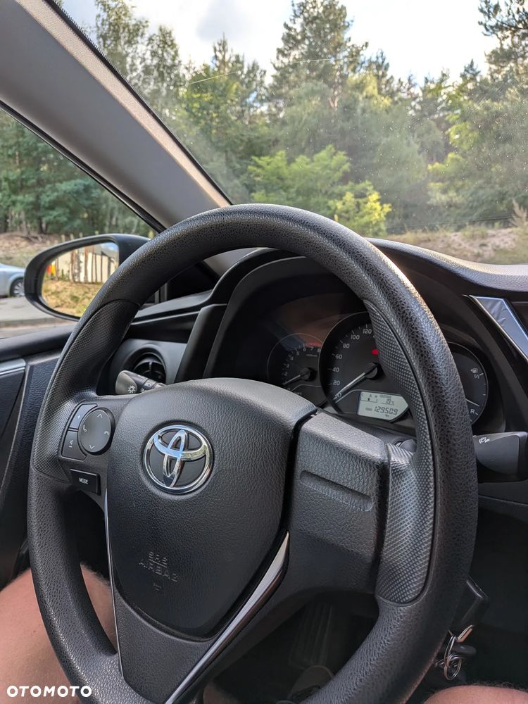 Toyota Corolla 1.33 Active EU6 - 9