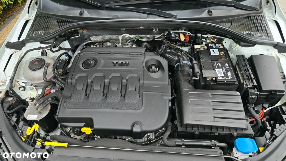 Skoda Octavia 2.0 TDI DSG Premium Edition - 28