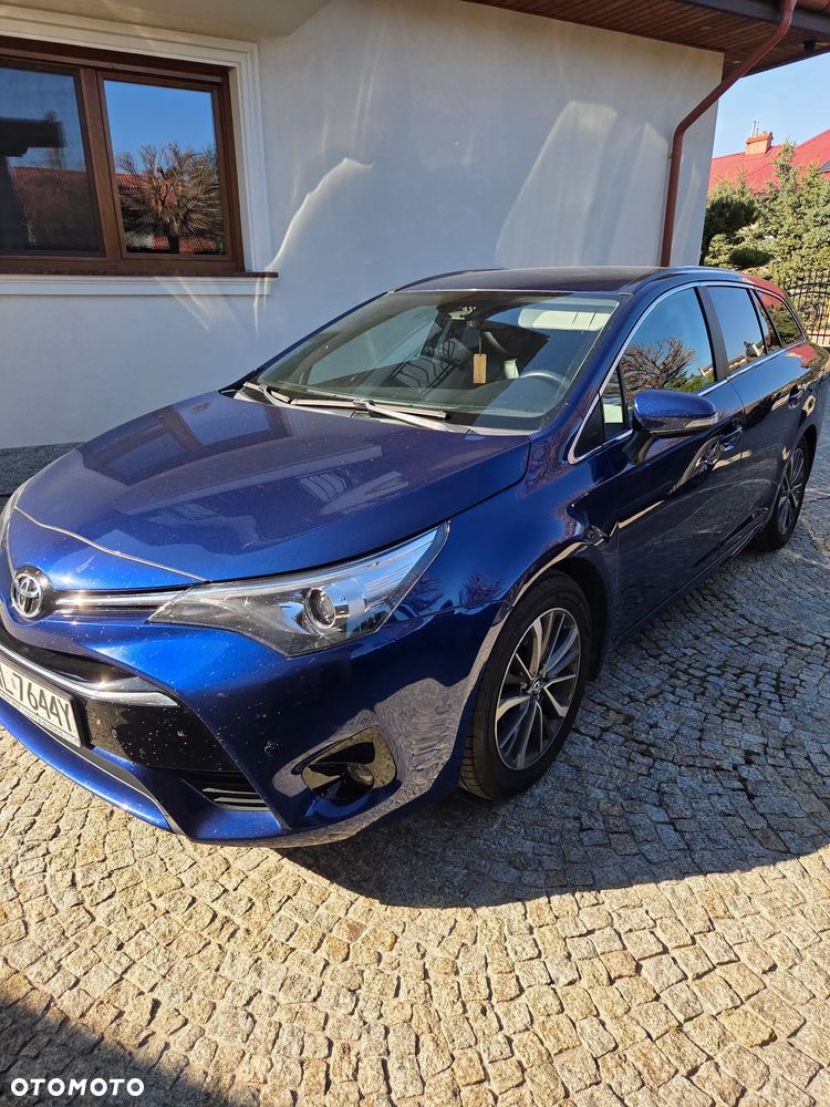Toyota Avensis 2.0 D-4D Prestige - 1