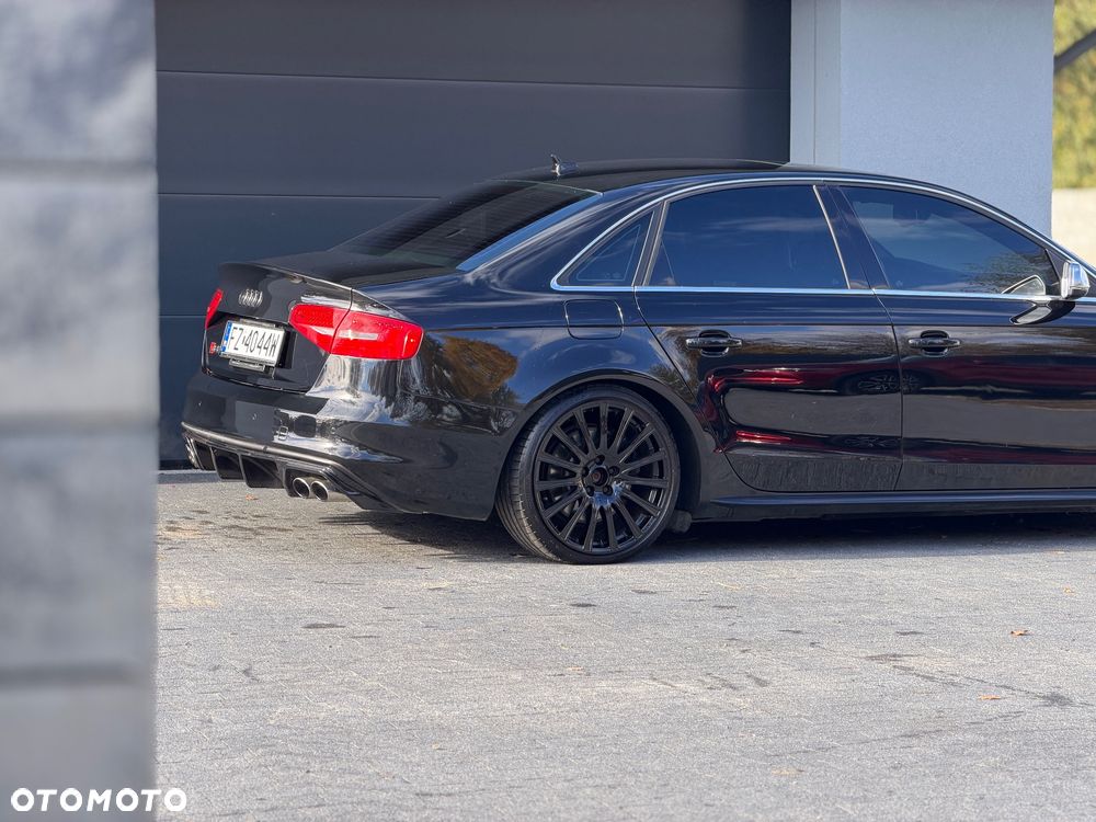 Audi S4 Limousine - 22