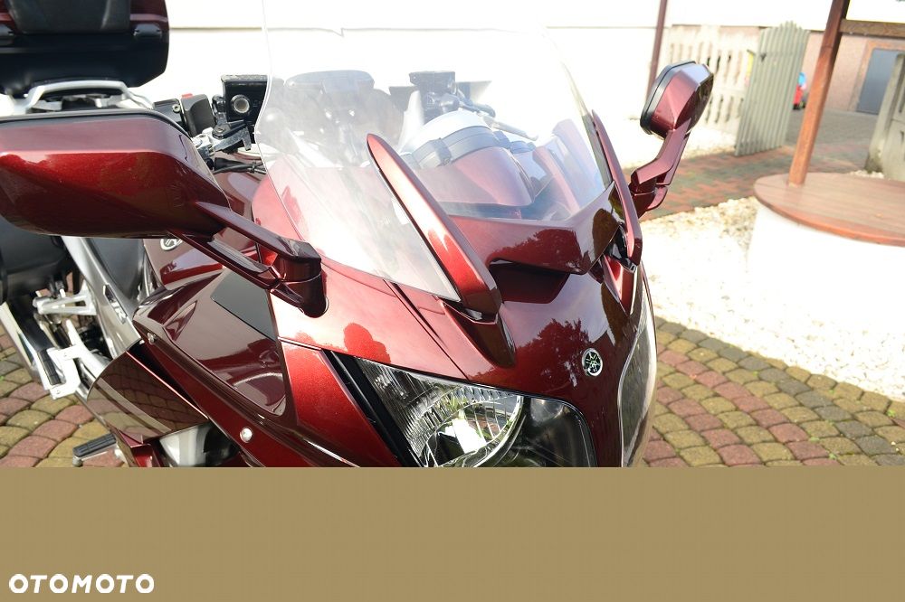 Yamaha FJR - 4